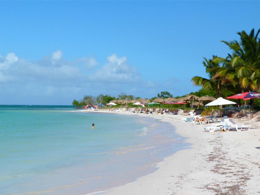 cuba-tips-strand-jutias