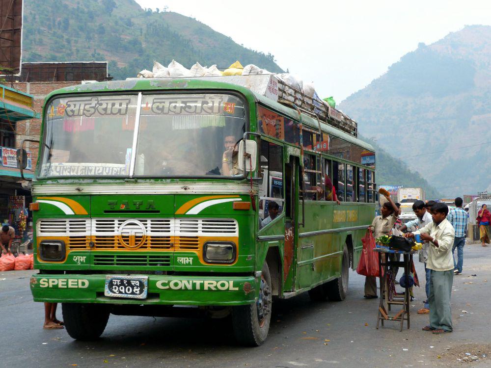 nepal-budget-bus-openbaar-vervoer