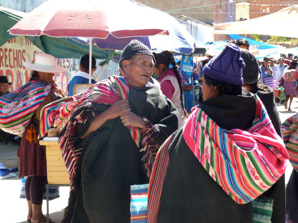 10x doen in Sucre, Bolivia - de zondagmarkt in Tarabuco