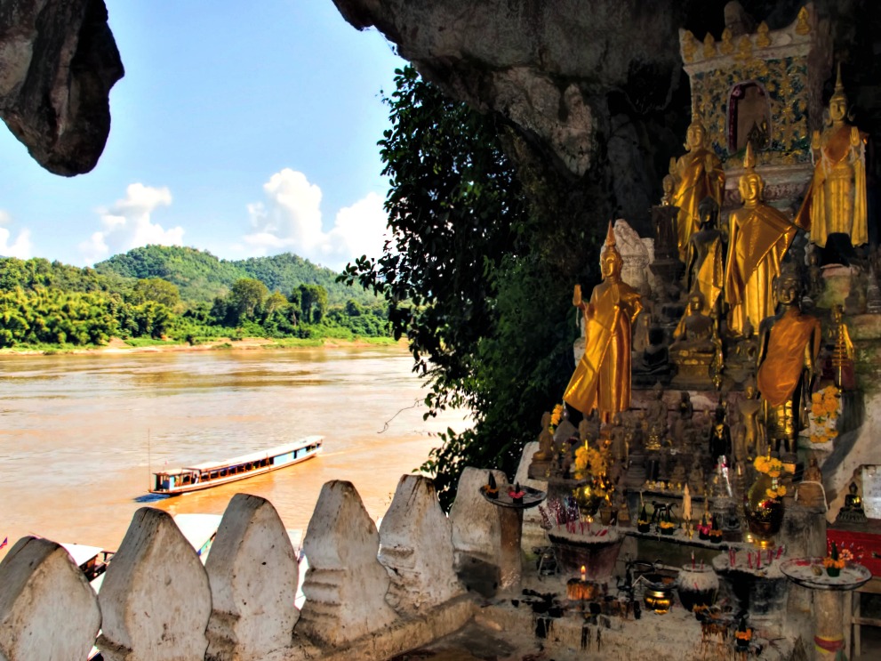 dagtrip Luang Prabang Pak Ou caves
